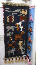 Wandteppich mit einem Inka-Kalender in
                            Dunkelblau