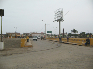 Chilca, el puente Pucusana a la
                          Panamericana Sur, el punto para tomar el bus
                          para la vuelta.