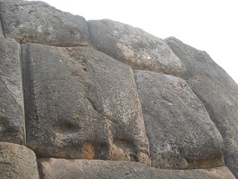Cusco Sacsayhuamn, gigantische Zickzackmauer, Detail 17