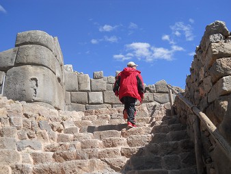 Sacsayhuamn: Die Treppe zur dritten Terrassenstufe