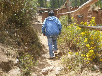 Cusco Sacsayhuamn 13, der Spaziergang zur "Zone X" (Laco, Mondtempel), Spaziergang 03 mit Fhrer