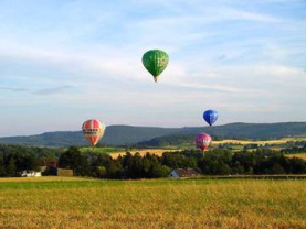 Es wre angenehmer,
                      mit einem Heissluftballon ber die Linien von
                      Nasca oder Palpa zu fliegen, in Europa ist das
                      normal