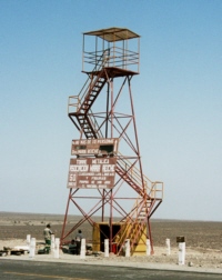 The
                          viewing tower in the Nasca plain was financed
                          by a team of Maria Reiche and constructed in
                          1976.