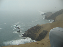 Steilkste zwischen Lima und
                                    Chancay